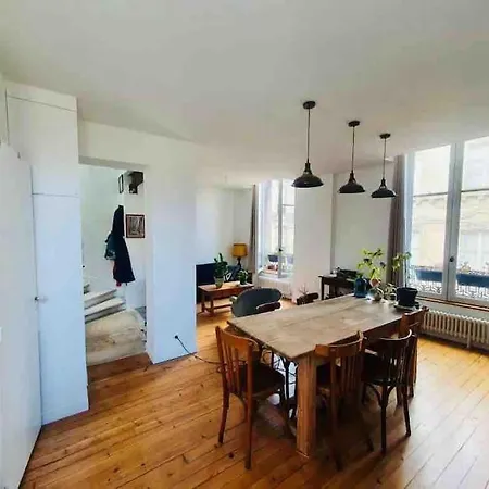Duplex Centre *